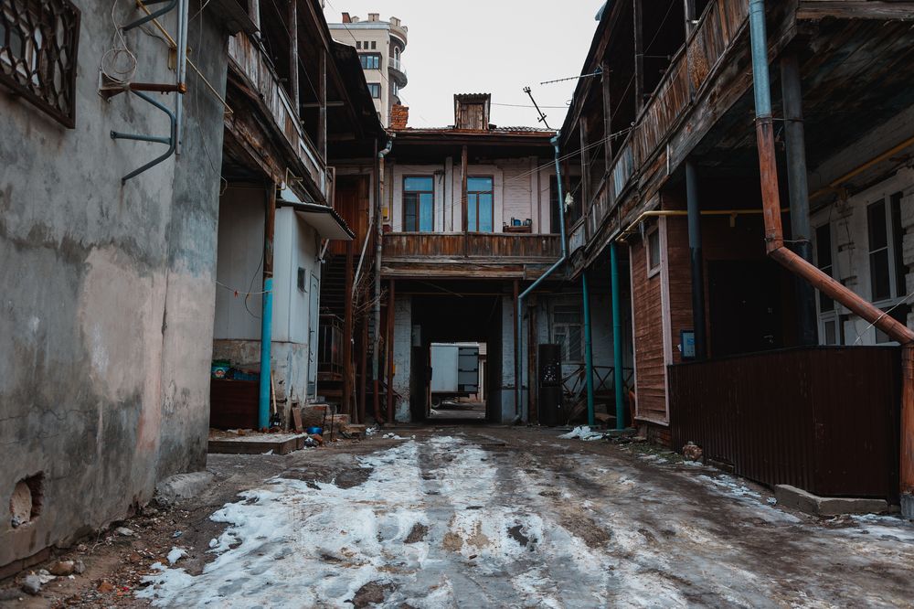 Во дворах старого центра