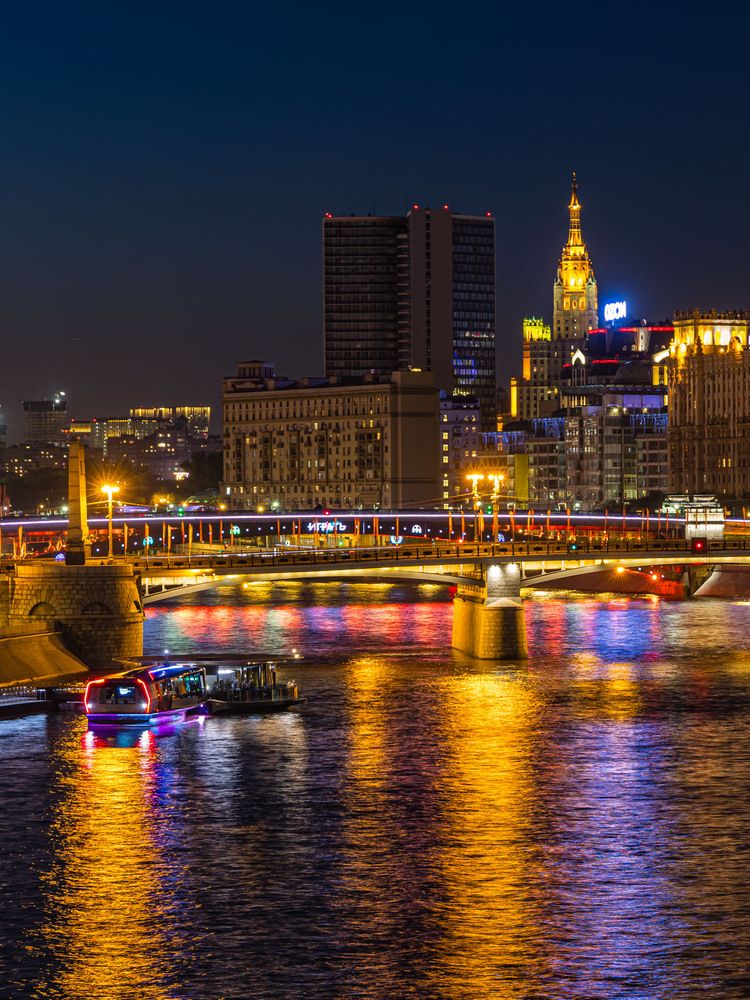 Фотография автора Максим Фролов