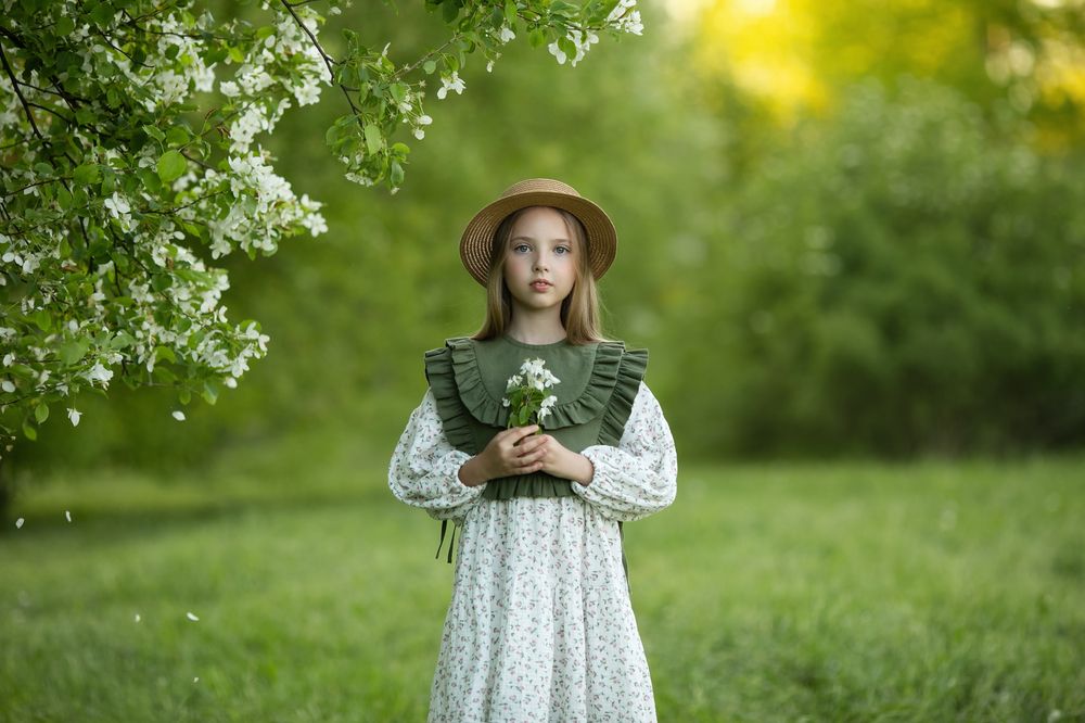 Girl in the apple trees