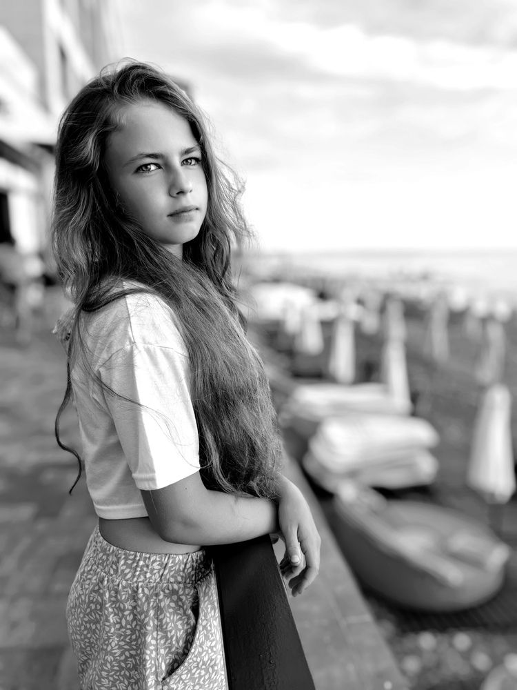 Photo #12385620