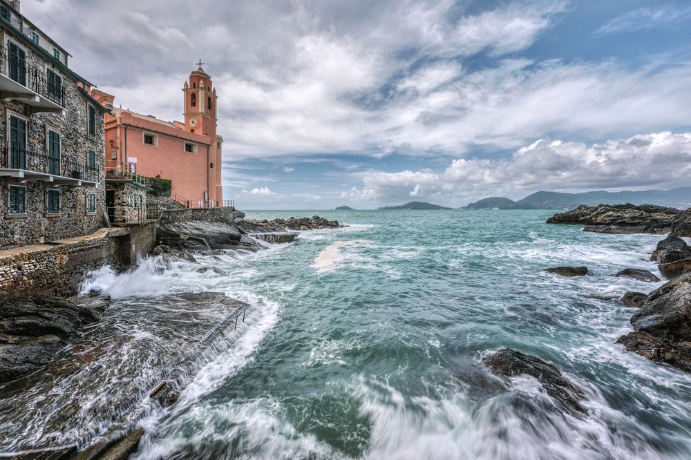 Photograph by Sara Jazbar