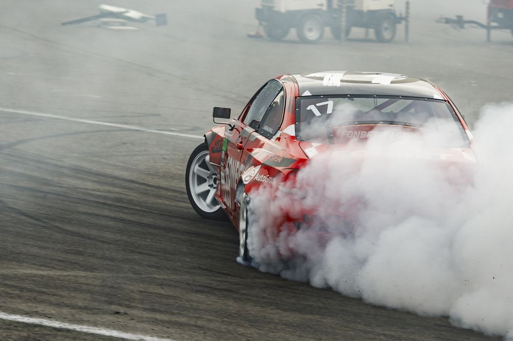 Павел Капшай на своей прекрасной BMW E92