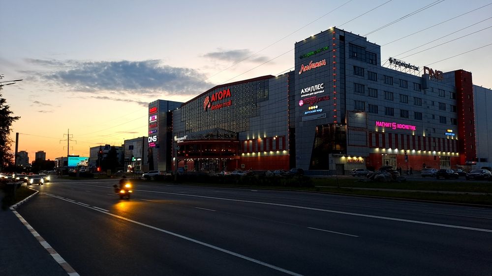Летний вечер в городе