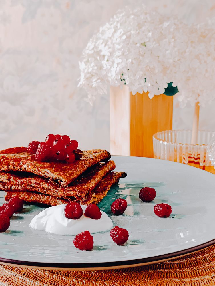 Малиновый десерт