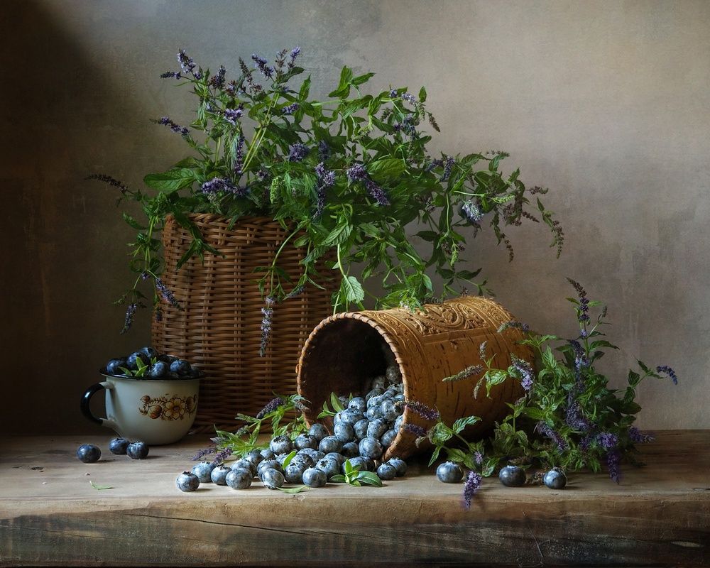 Туесок с голубикой/ Tuesok with blueberries