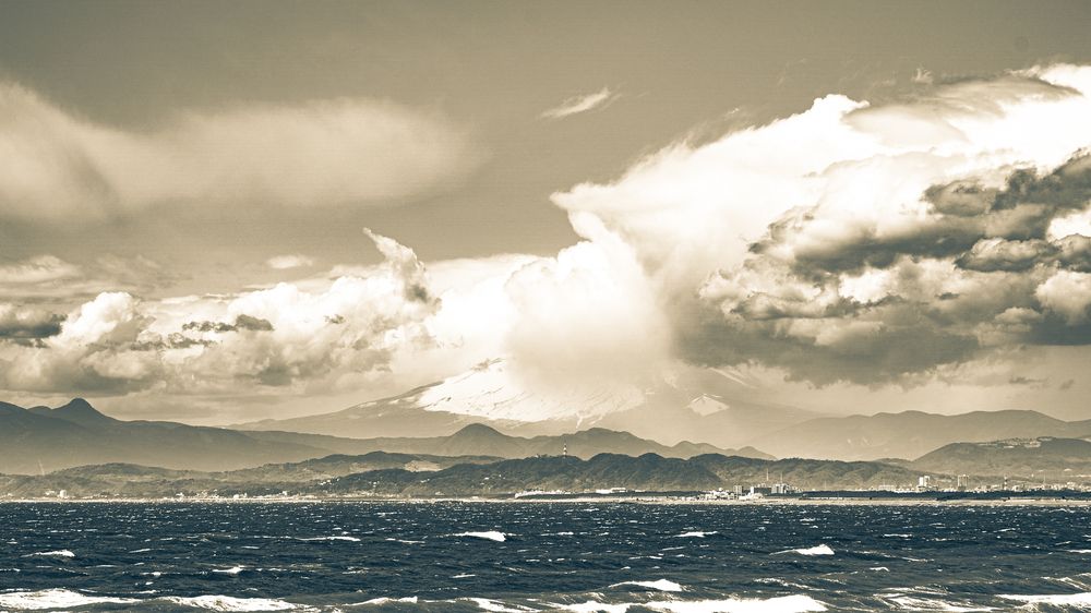 Photograph by Suzuki Ryuta