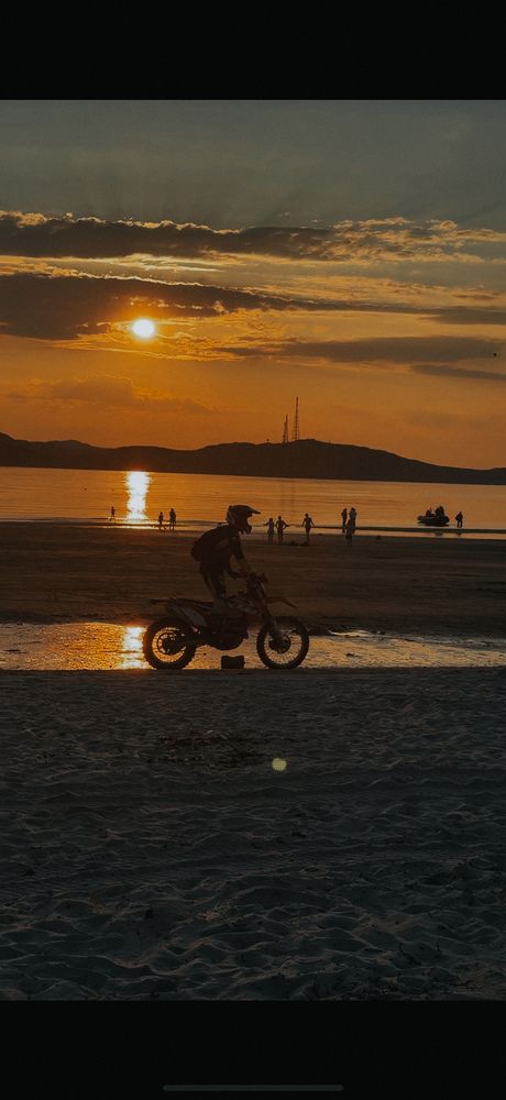 Фотография автора Komarov Svyatoslav