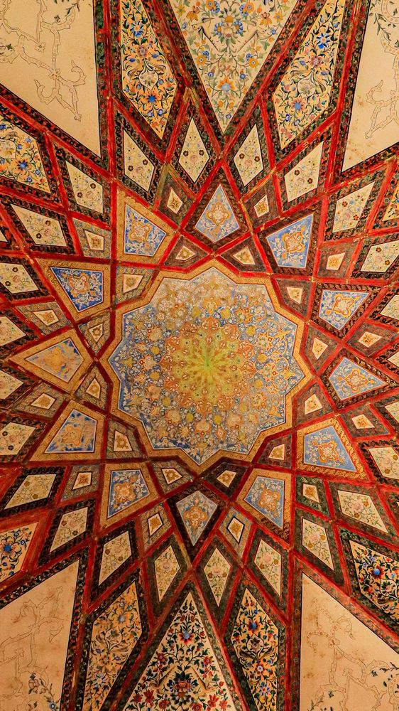Photograph by Mehrad Mallaei