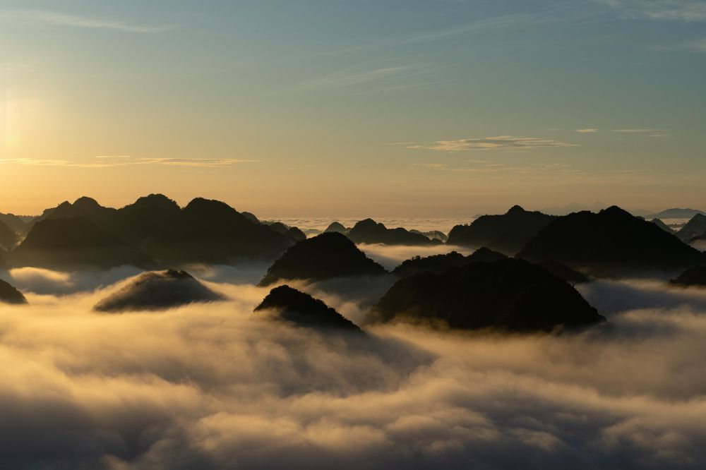 Photograph by Luong Cung