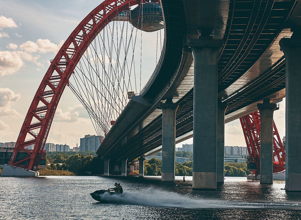 Photograph by Mikhail Khmelevskiy