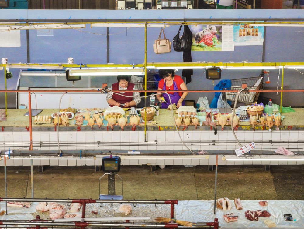 Рабочие будни сотрудниц отдела сбыта