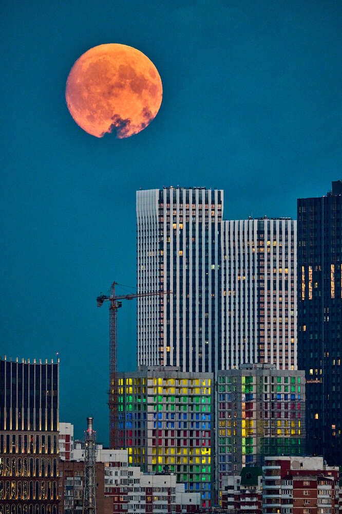 Photograph by Mikhail Khmelevskiy