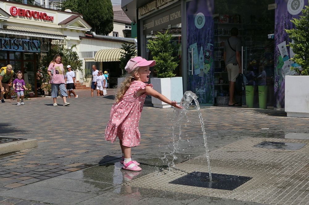 Фотография автора Александр Челмодеев