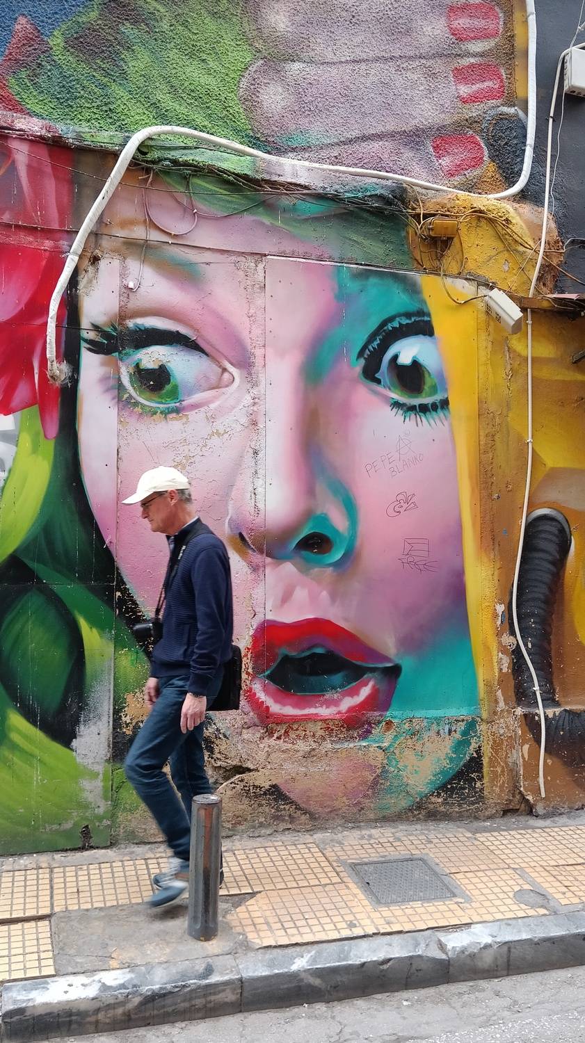 The Wall Sees It All