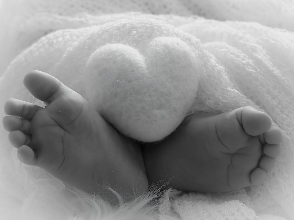 Angel Feet