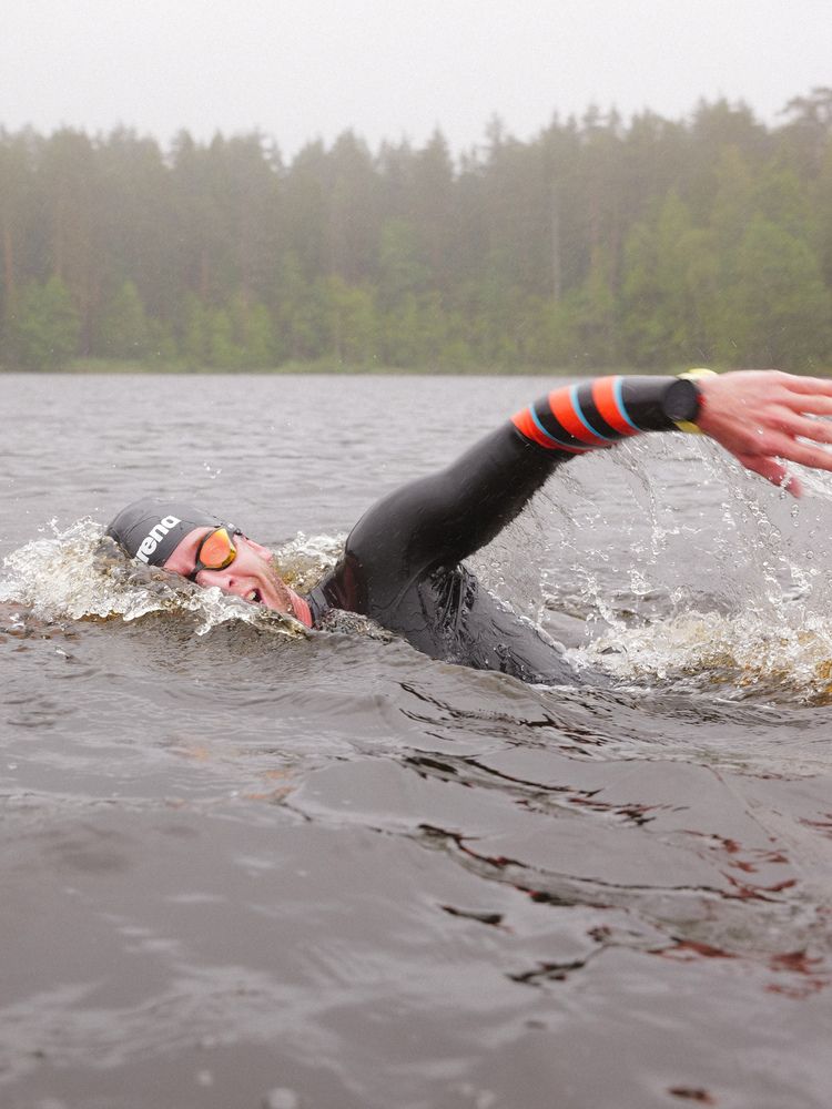 Photo #12447900