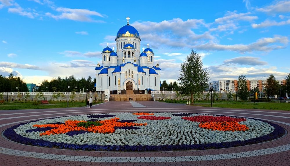 У Свято-Троицкого кафедрального собора