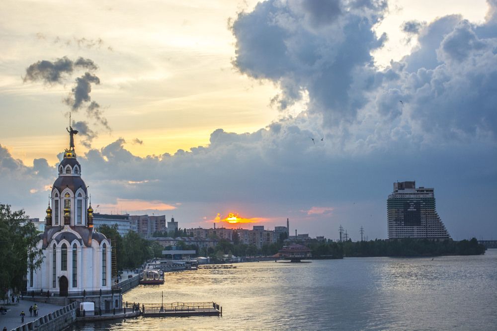 Закат на Днепре.