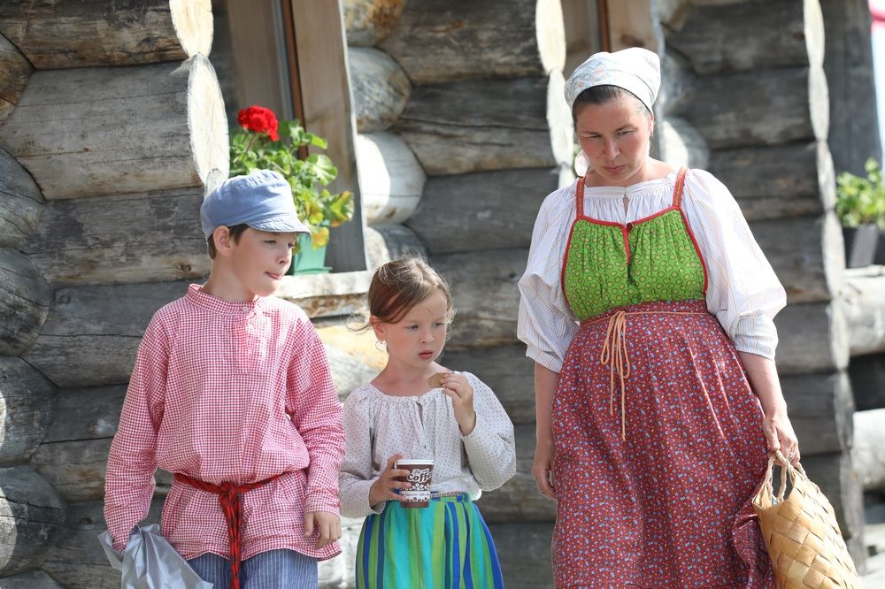 Photograph by Elena Ovsannikova