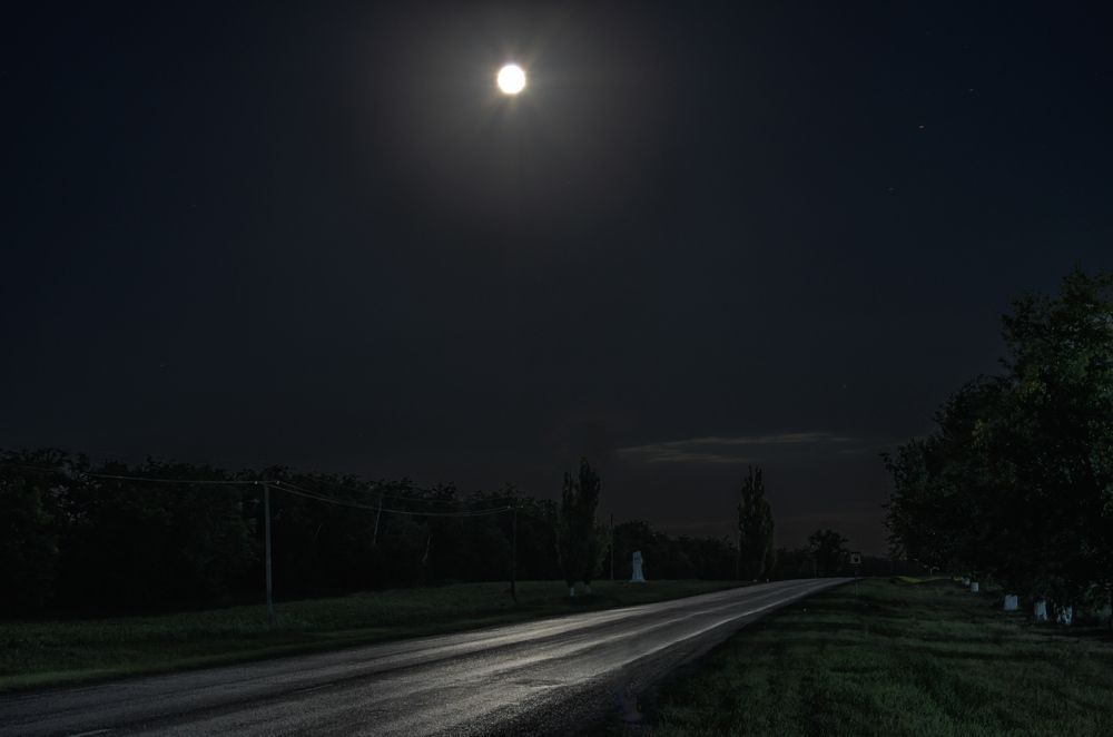 \"Кремнистый путь блестит\"