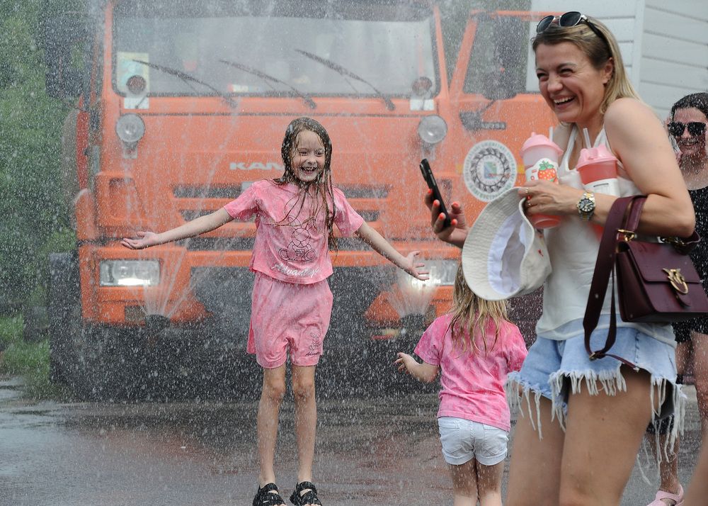 Дождик приехал!