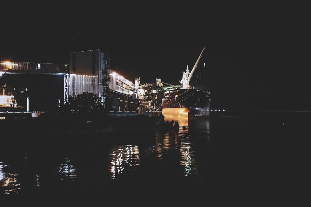 Ночь, порт, Туапсе