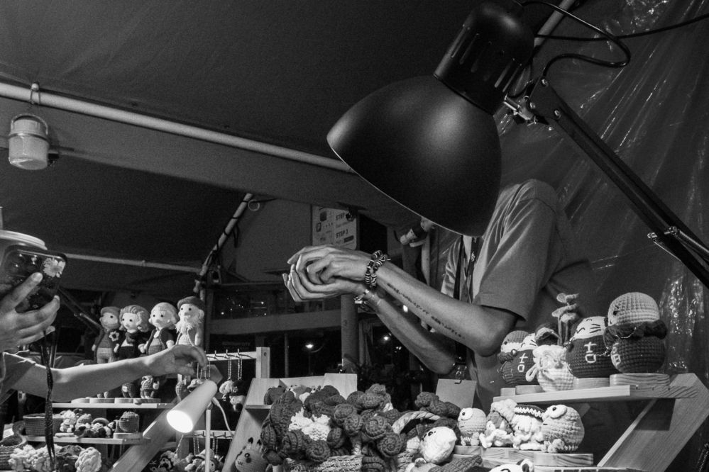 Transaction and the Moment of Exchange