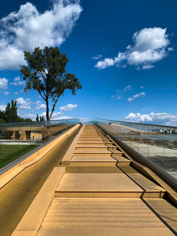 Мне бы в небо.