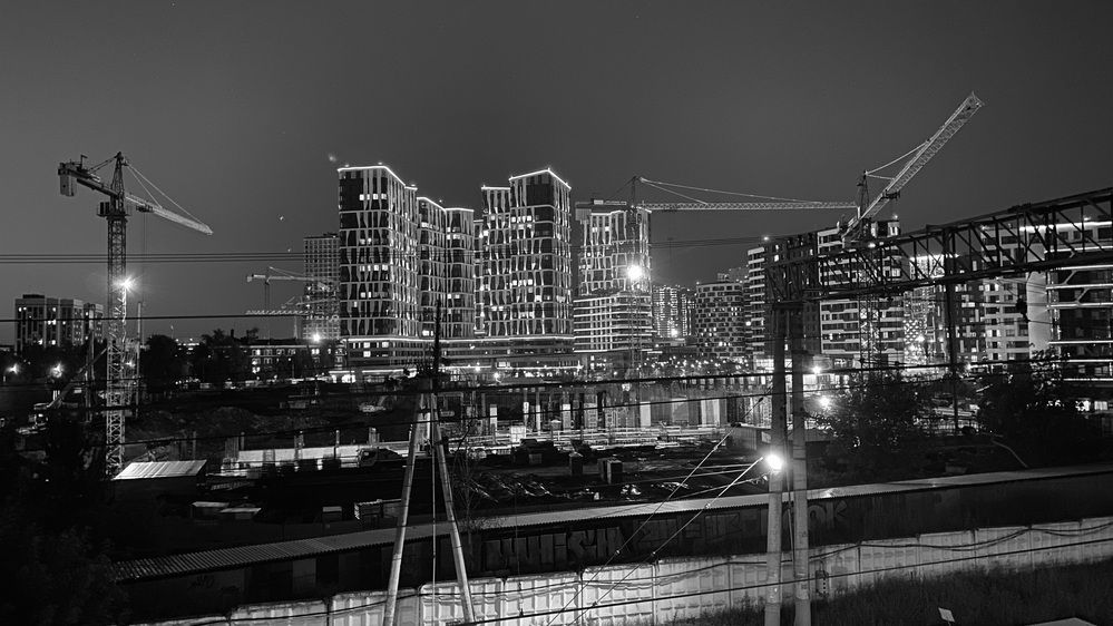 Город строится…