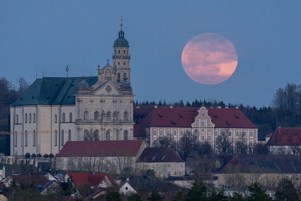 Photograph by Anatoli Weingart