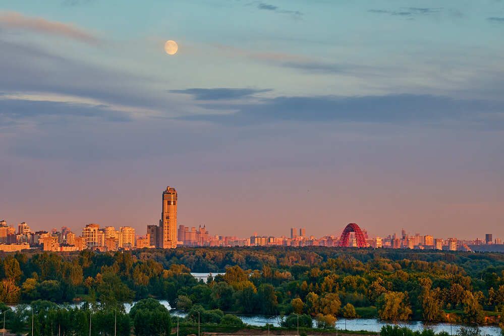 Photograph by Mikhail Khmelevskiy