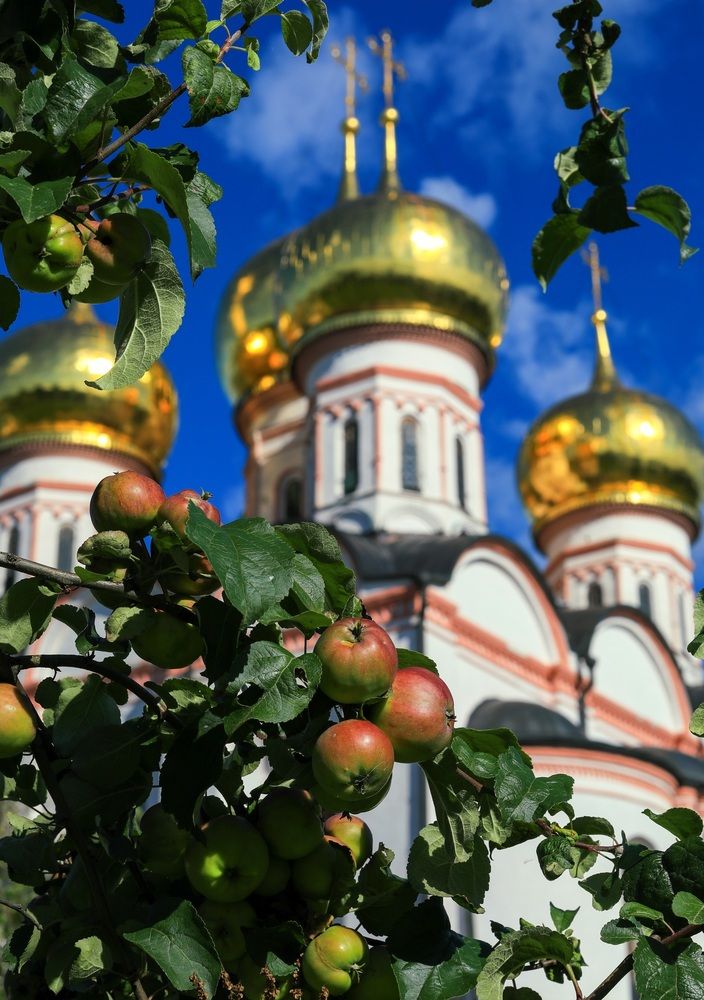 Яблочный спас