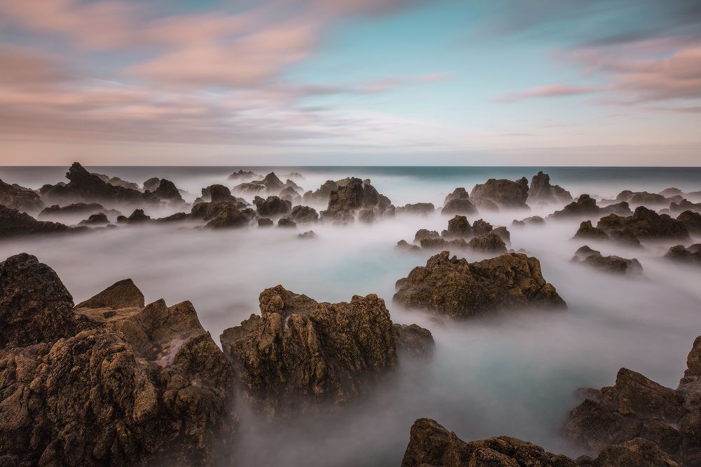 "Fog" of the Atlantic Ocean.