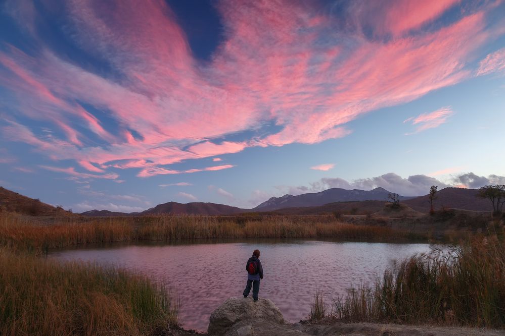 Осенний вечер и краски заката.
