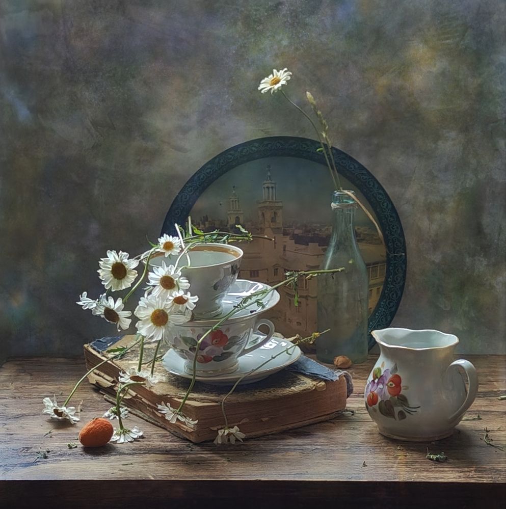 Ромашки и чашки