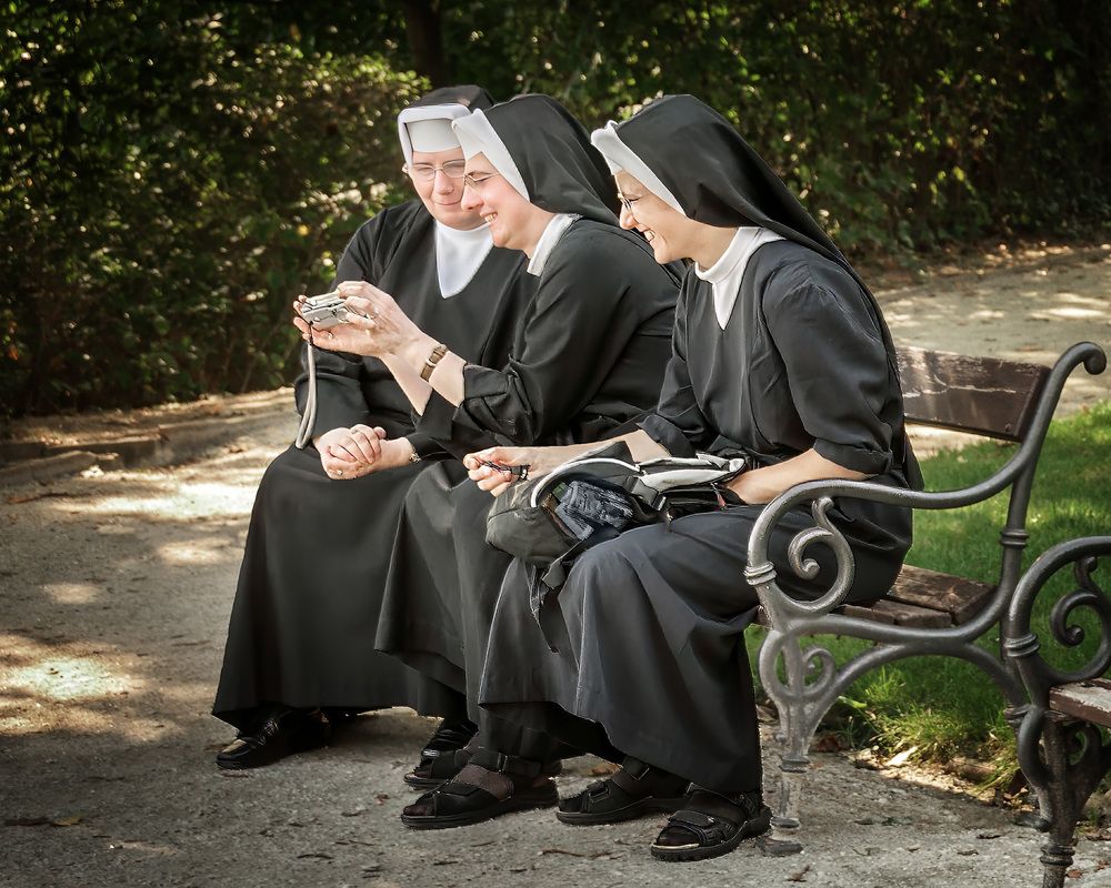 Мирские радости