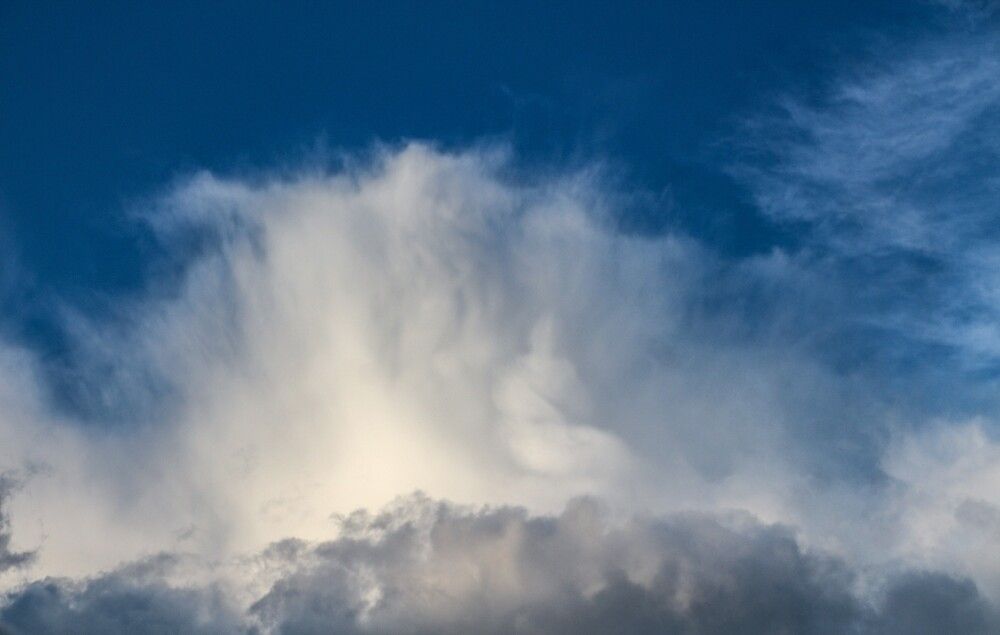 Будда в облаках