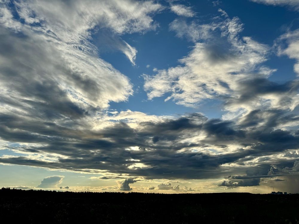 Перистые облака.