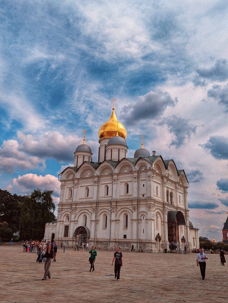 Photograph by AlexaL