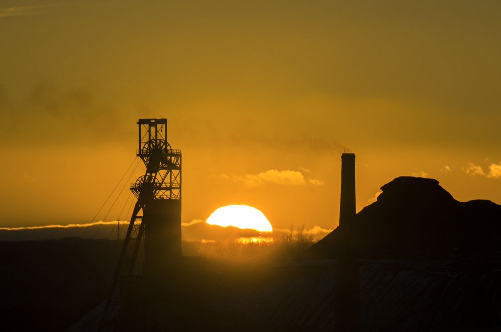 Закат над шахтой