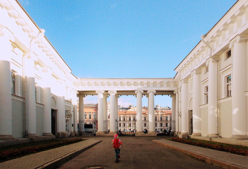 Дворец творчества юных,  СПб,  внутренний  двор