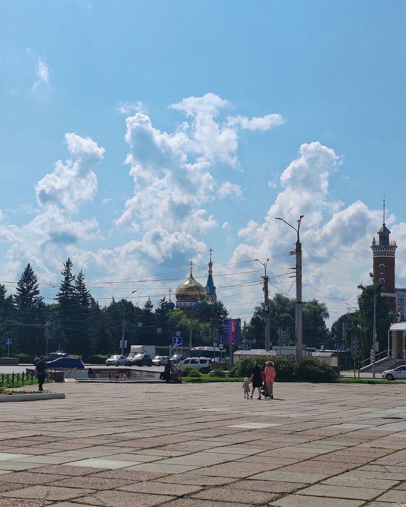 Облака над городом