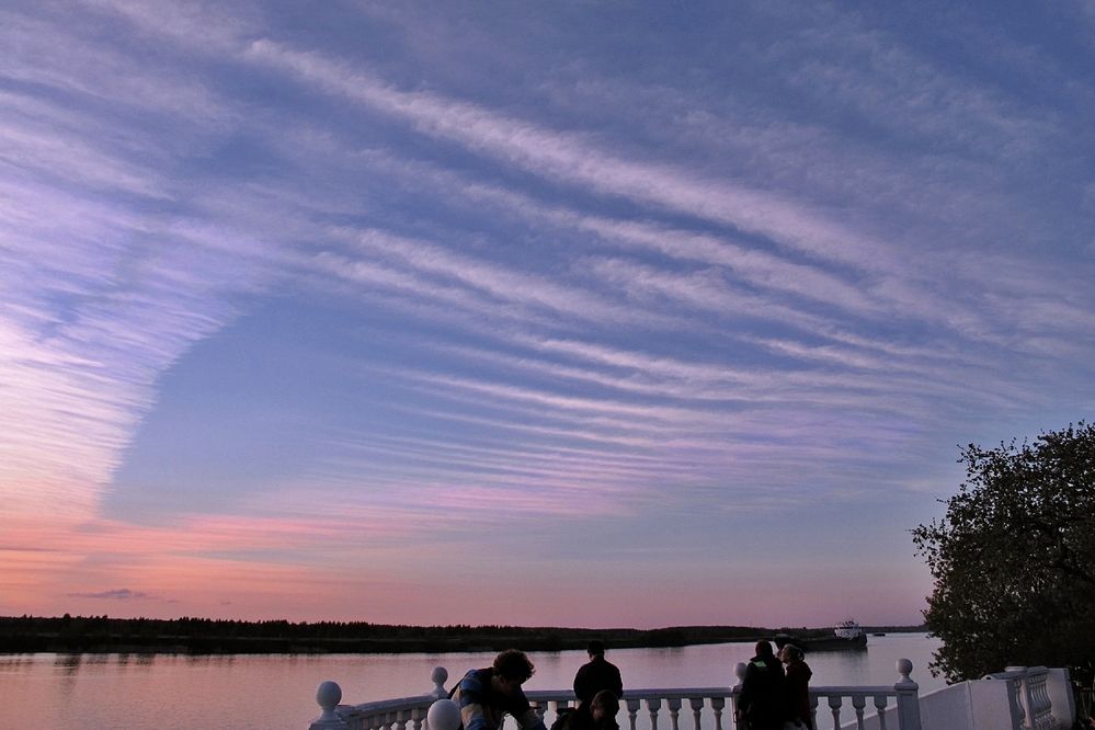 Закатные перья