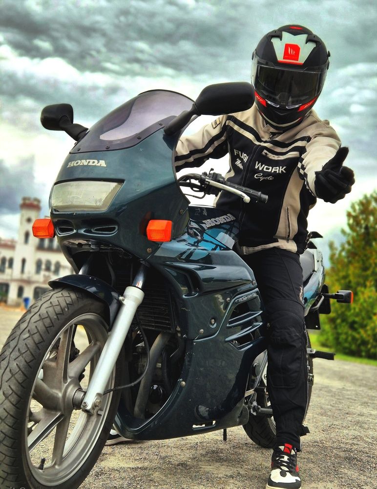 Photo #12534072