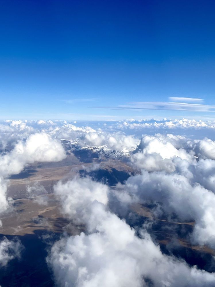 Под крылом самолета