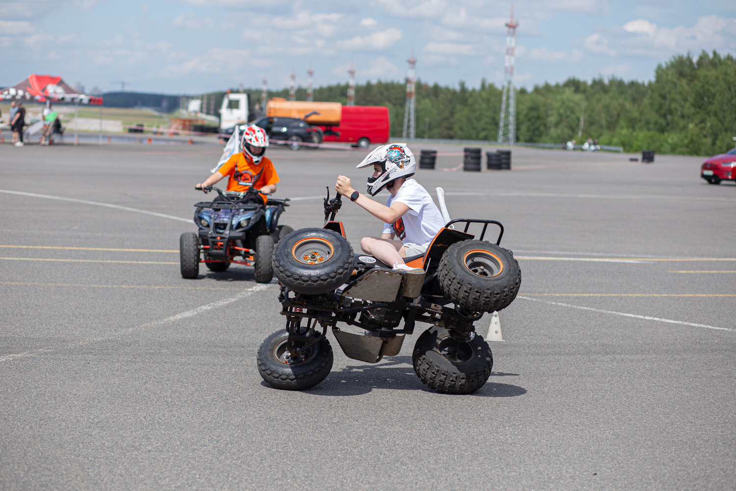 Photo #12540429