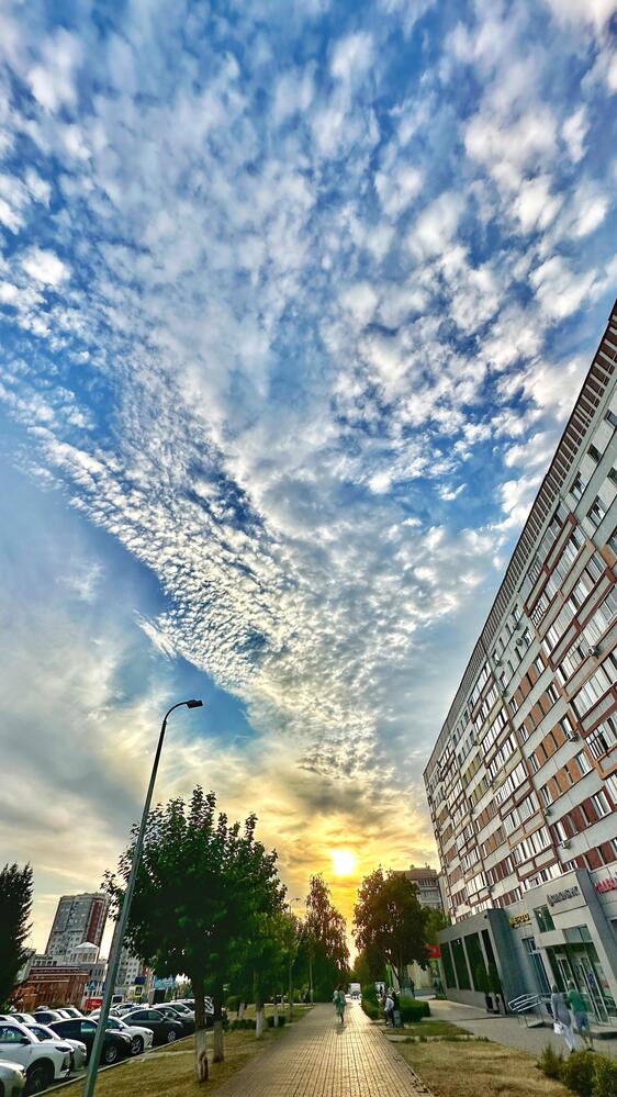 Небо радует своей красотой