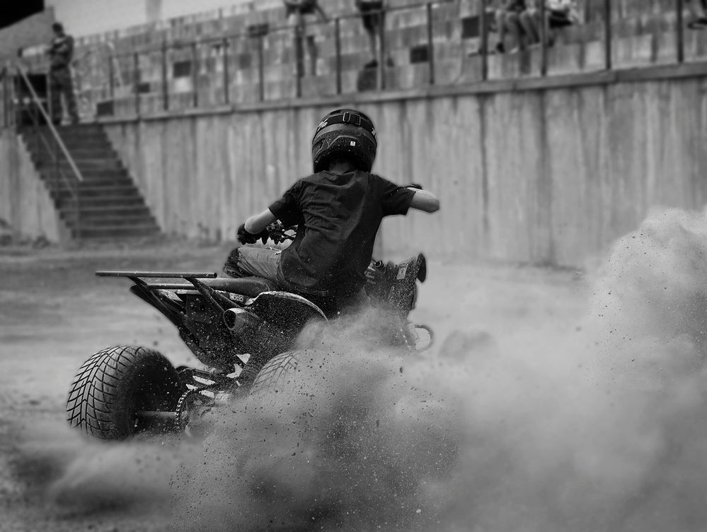 Крутой разворот.