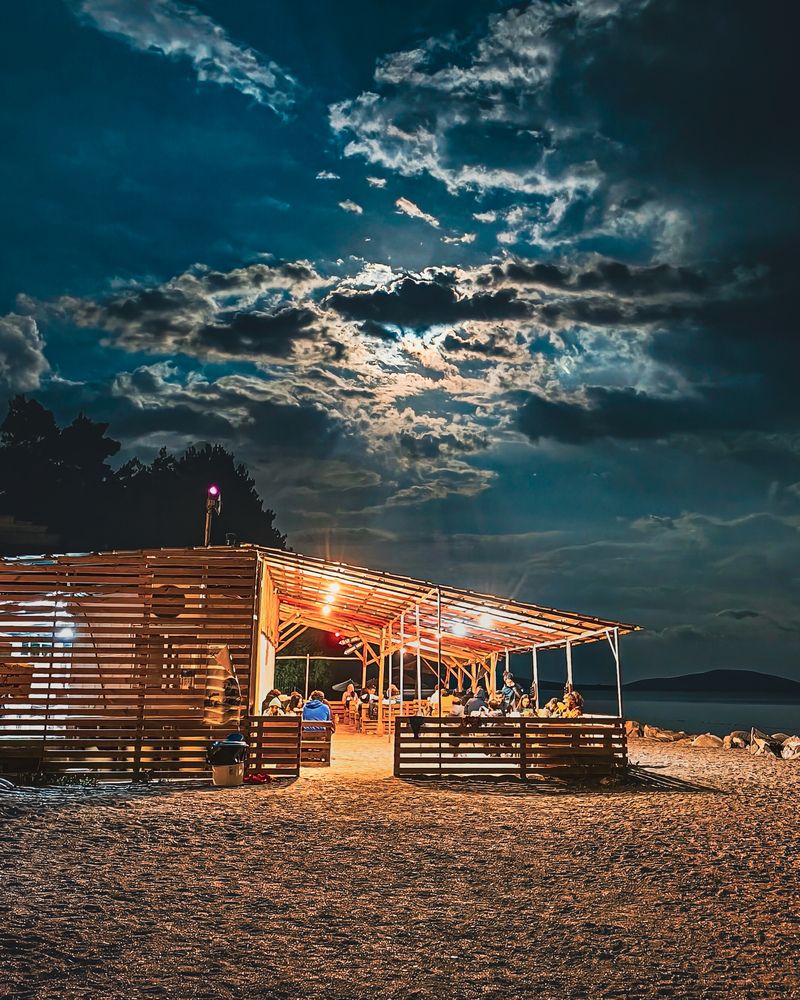 Photograph by Mostafa Moradi