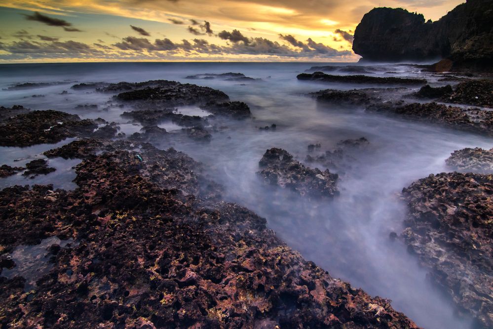 Ngeluen Beach, Gunungkidul